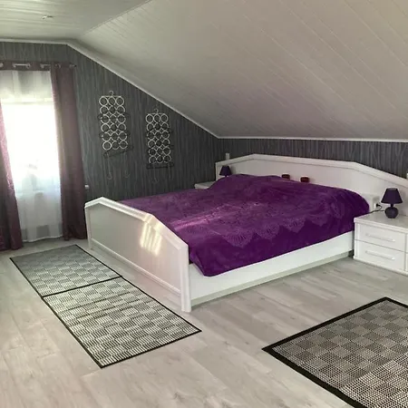 Modern Mitten In Der Stadt Und Doch Sehr Ruhig 2 Minuten Zu Therme アパート バート・エムス