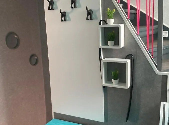 Modern Mitten In Der Stadt Und Doch Sehr Ruhig 2 Minuten Zu Therme Bad Ems