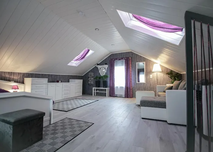 Modern Mitten In Der Stadt Und Doch Sehr Ruhig 2 Minuten Zu Therme