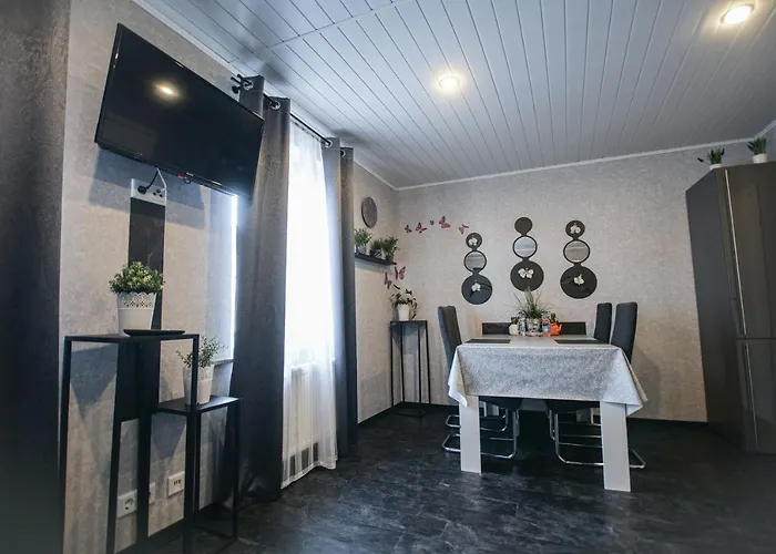 Apartamento Modern Mitten In Der Stadt Und Doch Sehr Ruhig 2 Minuten Zu Therme *