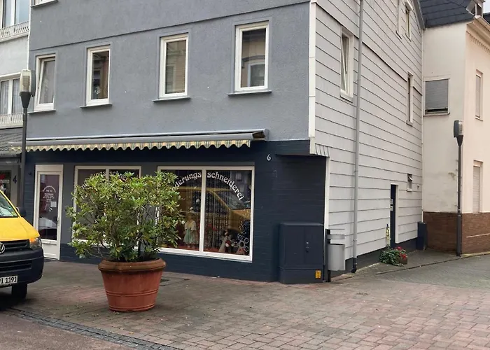 Apartment Modern Mitten In Der Stadt Und Doch Sehr Ruhig 2 Minuten Zu Therme *